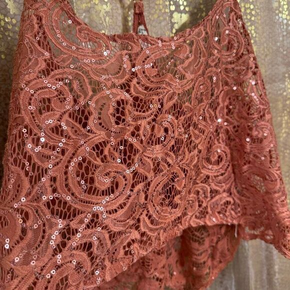 Free People Best Idea Rose Sequin Lace Cropped Handkerchief Hem Cami Small - Picture 4 of 9